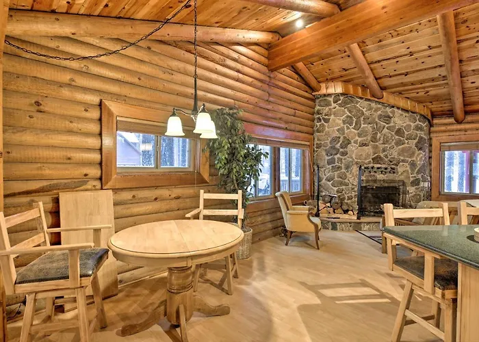 11 Mi To Rainbow Lake: Family W/ Large Yard Holiday home