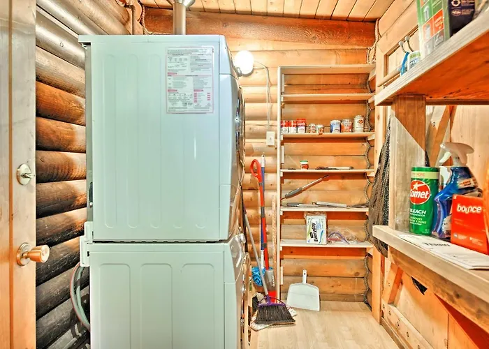 11 Mi To Rainbow Lake: Family W/ Large Yard Indian Pine